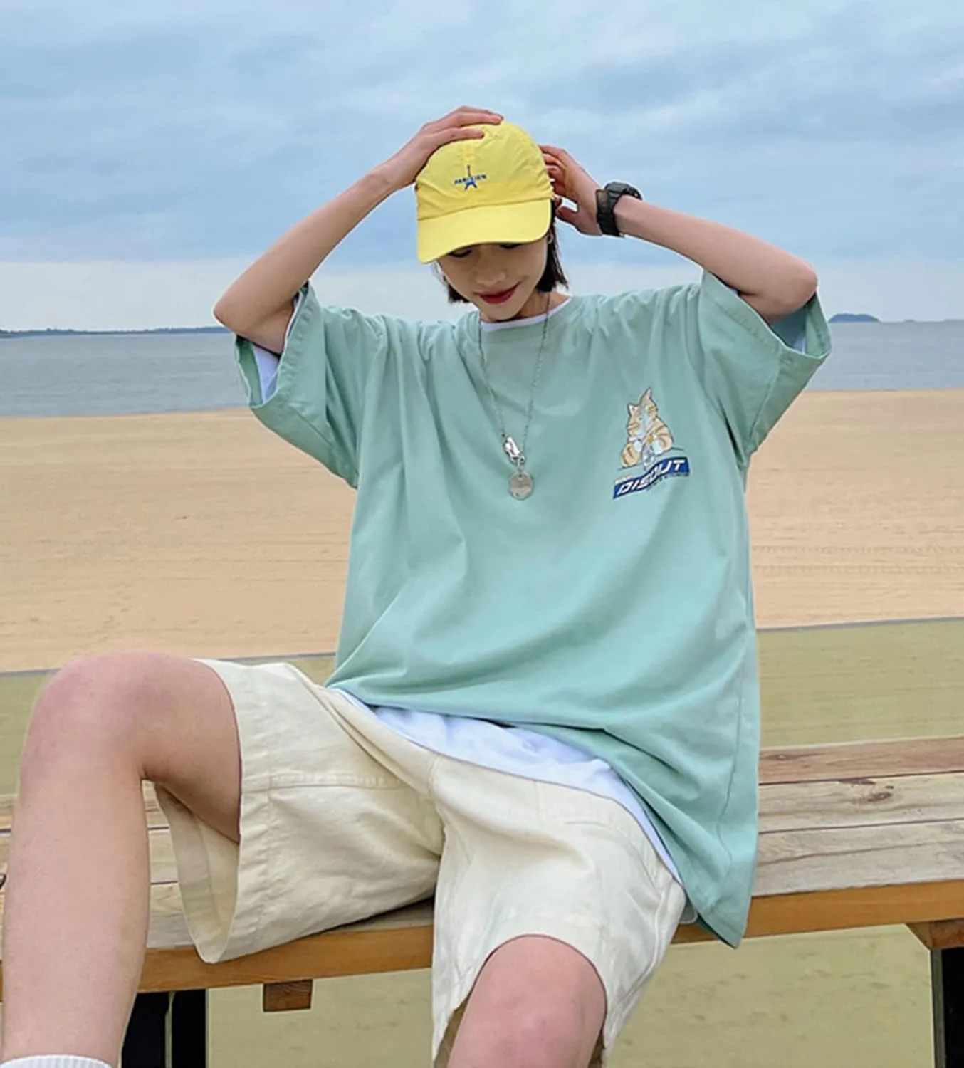 Aelfric Eden Mens Oversized Ramen Cat Graphic Tees Streetwear Casual Summer Tops T-Shirt Unisex