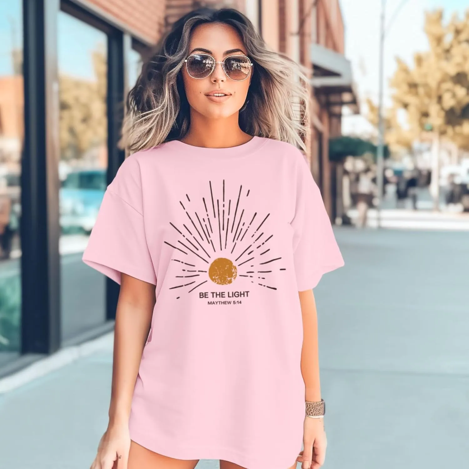 Christian Be The Light Shirts for Women Bible Verse Shirts Jesus Religious Faith Tshirts Oversized Graphic Tees Tops