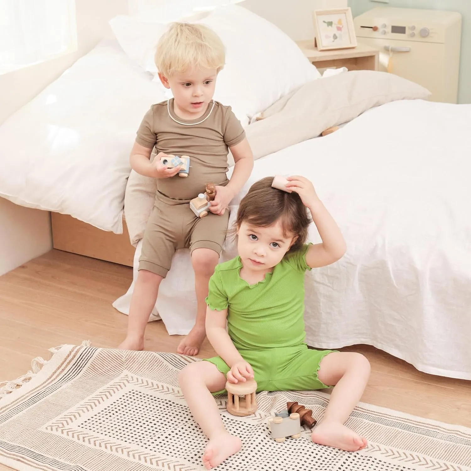 pureborn Baby Pajamas Set Pjs - Kids Toddler Boy Girl Short Sleeve Snug Fit Sleepwear 2pcs 18M-7Y