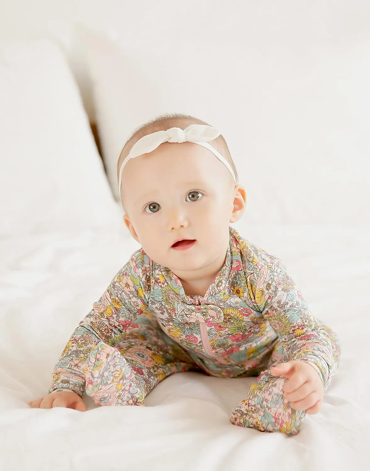 VAENAIT BABY Preemie Infant Boys Girls Footie Pajama Footed Sleep and Play Premium Modal Pajamas Available newborn-2T