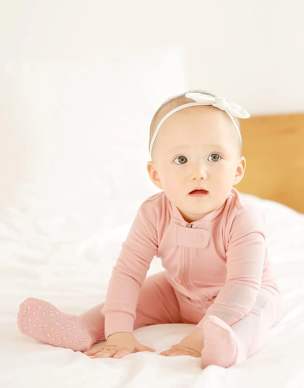 VAENAIT BABY Preemie Infant Boys Girls Footie Pajama Footed Sleep and Play Premium Modal Pajamas Available newborn-2T
