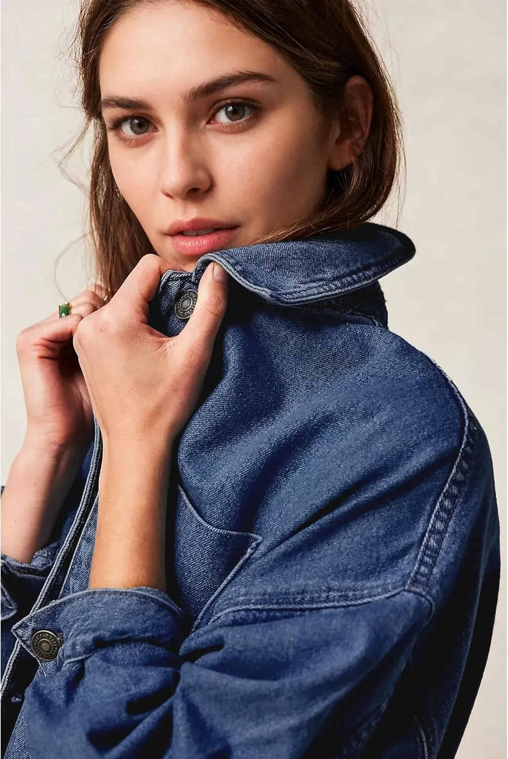 Women Denim Jackets Long Sleeve Plus Size Bottom Down Side Slit Vintage City Jean Jacket Shacket Coat with Pockets